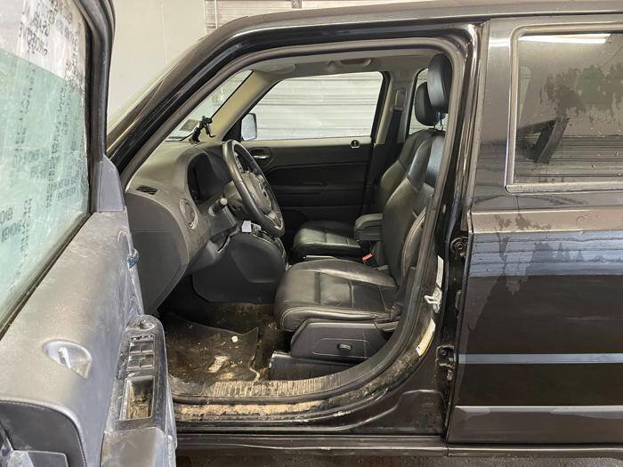 Used 2015 Jeep Patriot High Altitude image 22