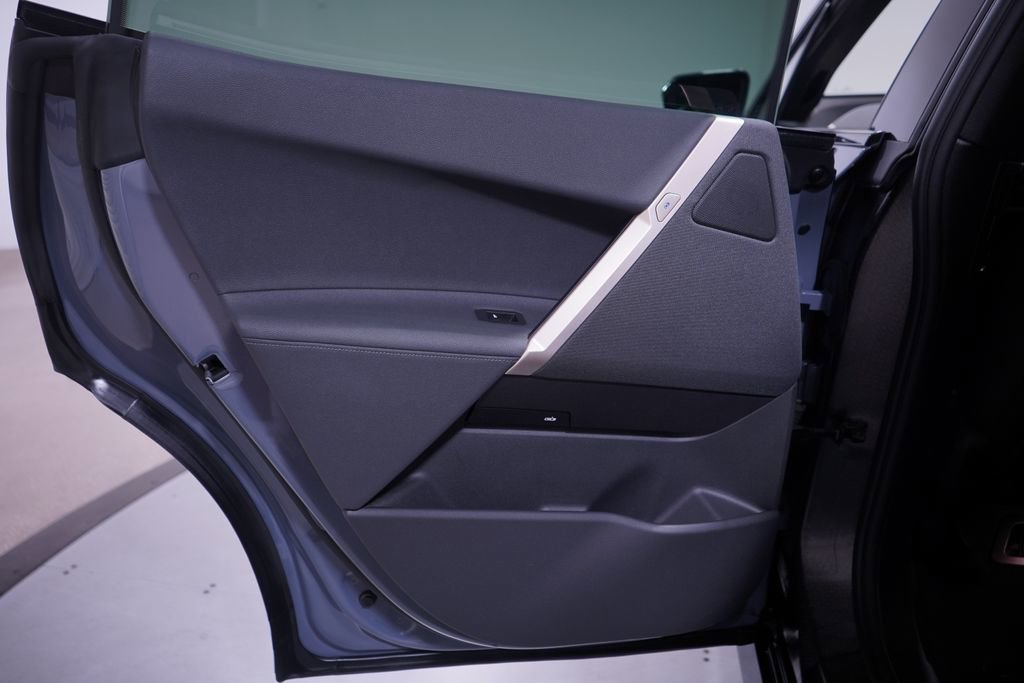 Used 2024 BMW iX xDrive50 w/ Sport Package image 14