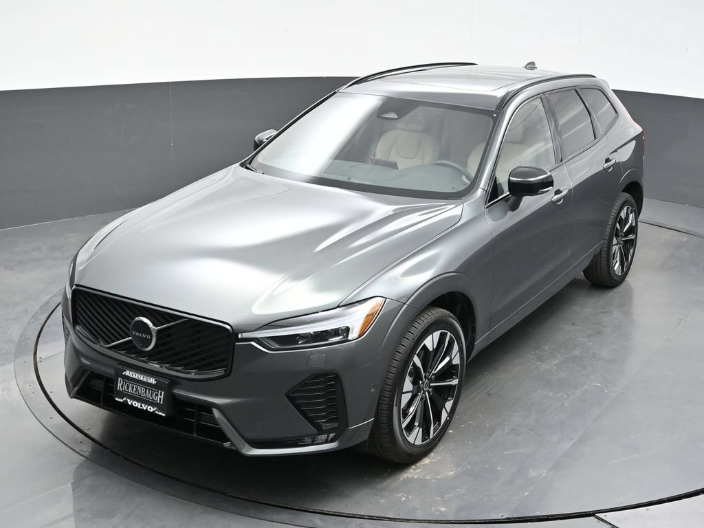 New 2026 Volvo XC60 B5 Plus w/ Protection Package Premier AWD/4WD image 32