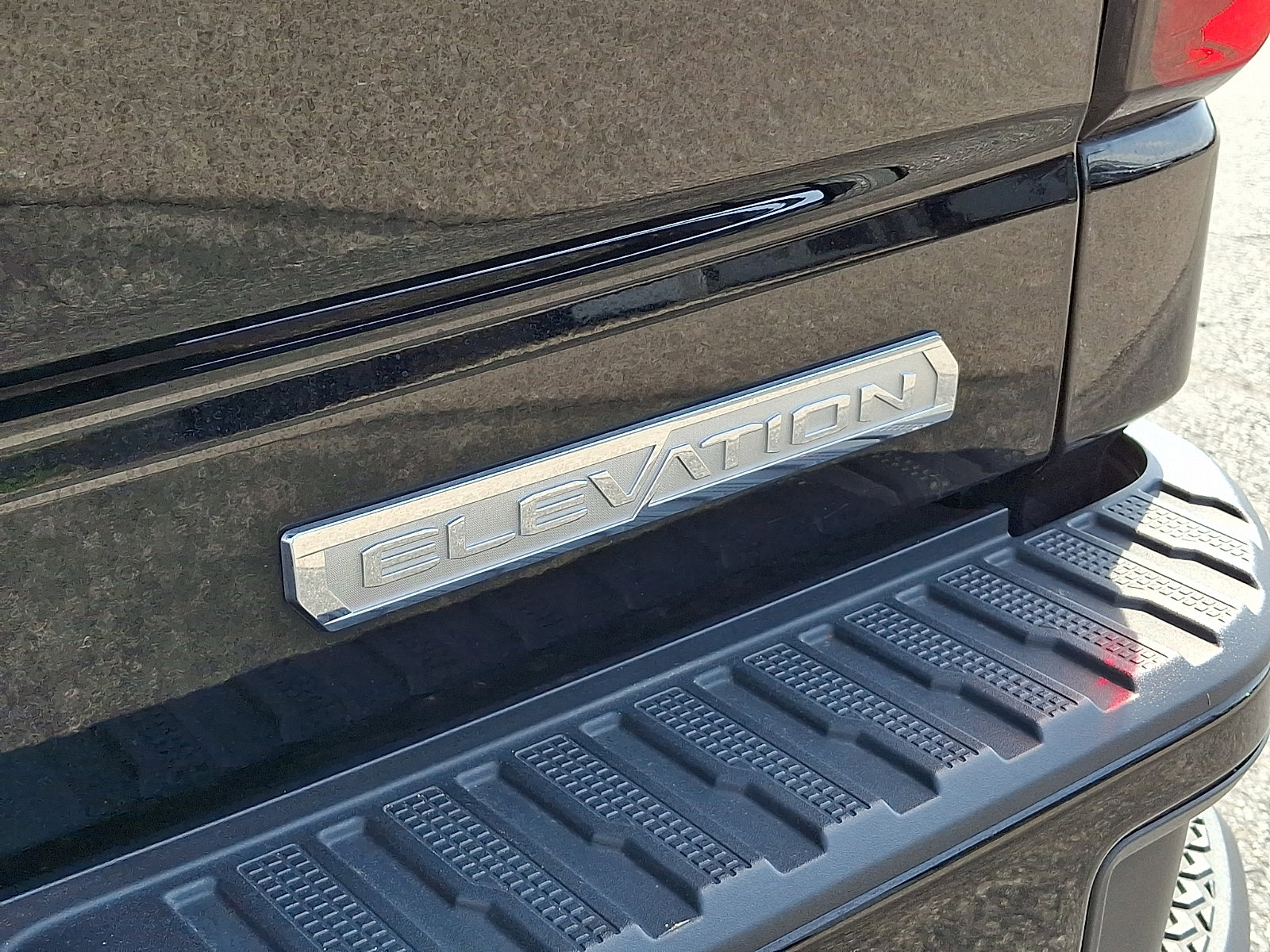 Used 2023 GMC Sierra 1500 Elevation w/ X31 Off-Road Package image 30