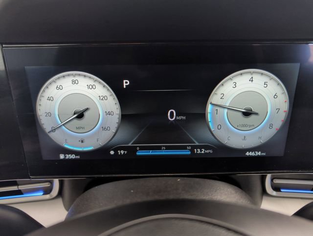 Used 2023 Hyundai Elantra Limited image 18