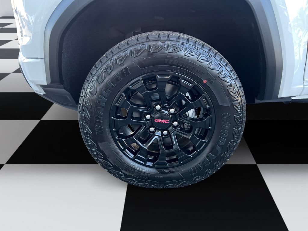 New 2026 GMC Canyon Elevation RWD image 14