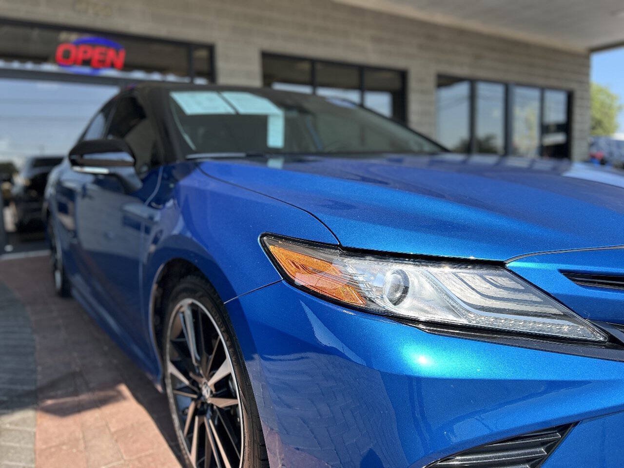 Used 2019 Toyota Camry XSE w/ Navigation Package FWD image 26