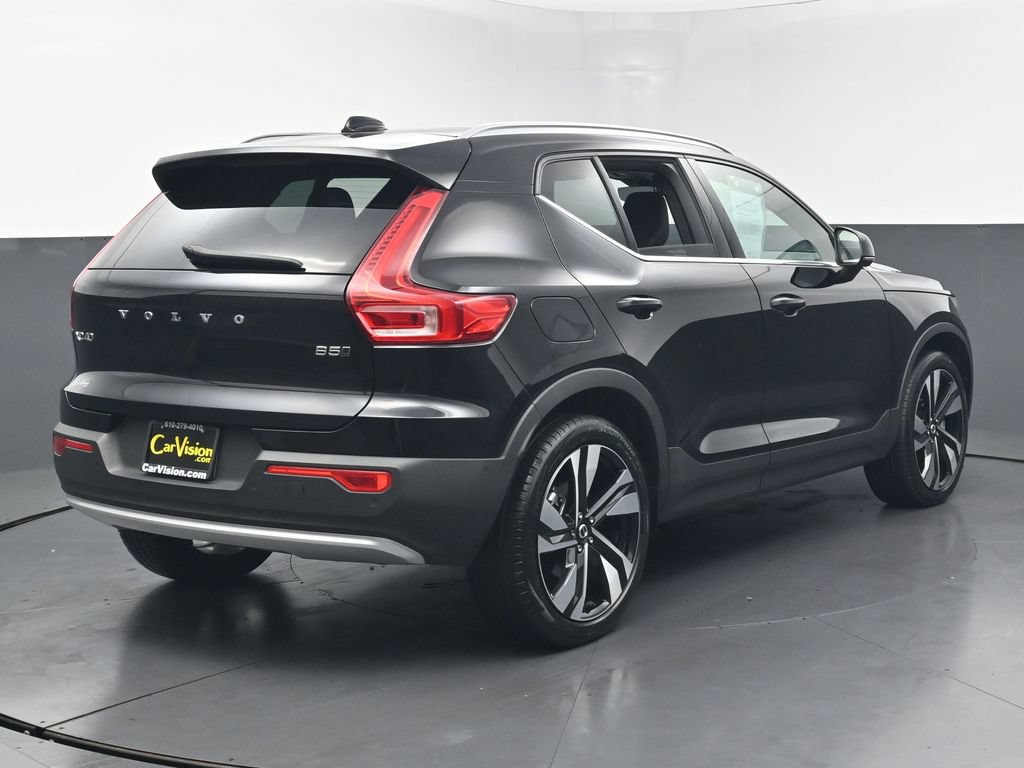 Used 2023 Volvo XC40 B5 Ultimate w/ Climate Package AWD/4WD image 5