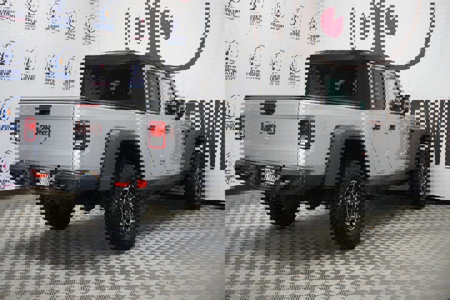 Used 2023 Jeep Gladiator Mojave w/ Trailer Tow Package image 8