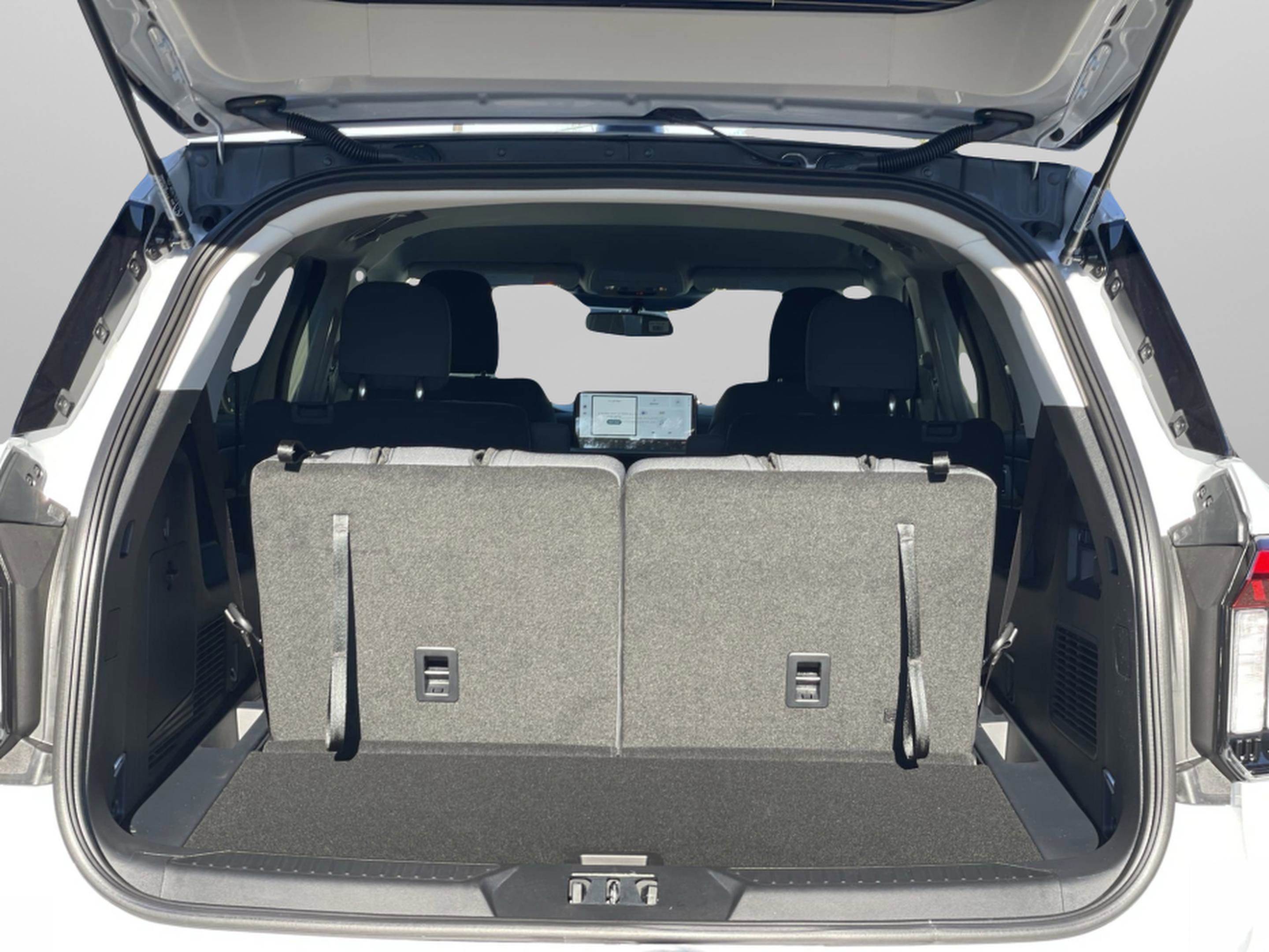 New 2026 Ford Explorer Active image 33