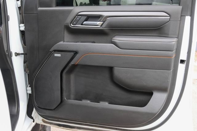Used 2025 GMC Sierra 2500 AT4 AWD/4WD image 17