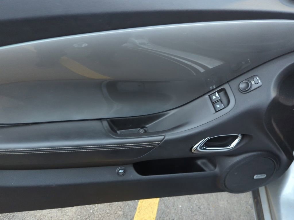 Used 2010 Chevrolet Camaro LT w/ RS Package image 8