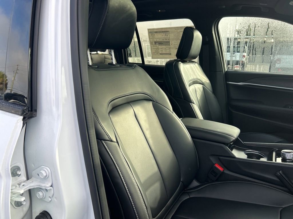New 2026 Jeep Grand Cherokee Limited image 23