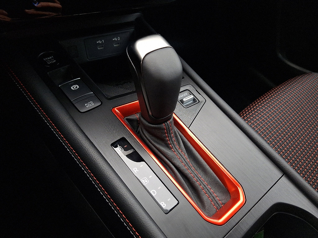 New 2026 Nissan Kicks SR w/ Illumination Package image 7