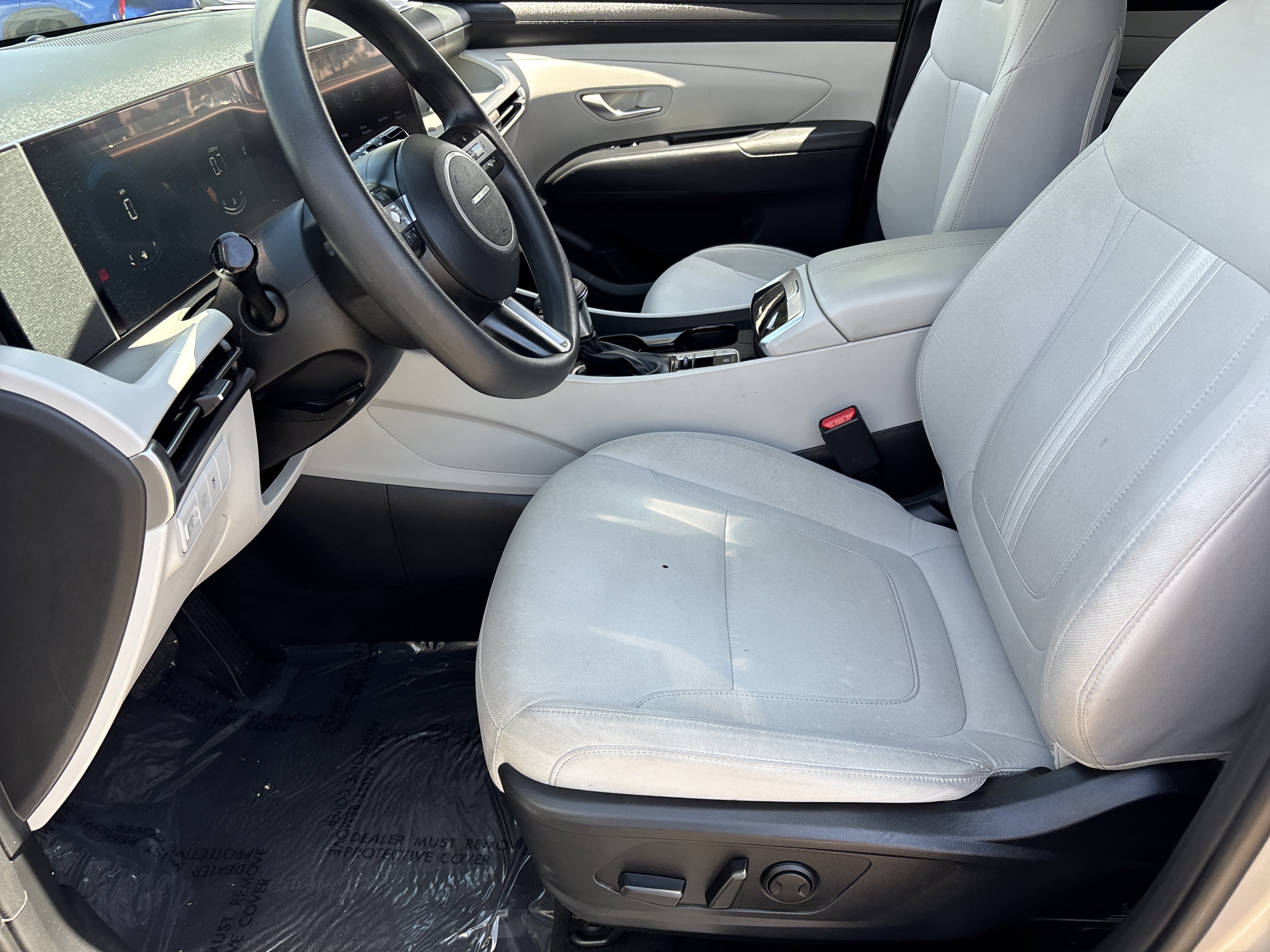 Used 2025 Hyundai Tucson SEL FWD image 18