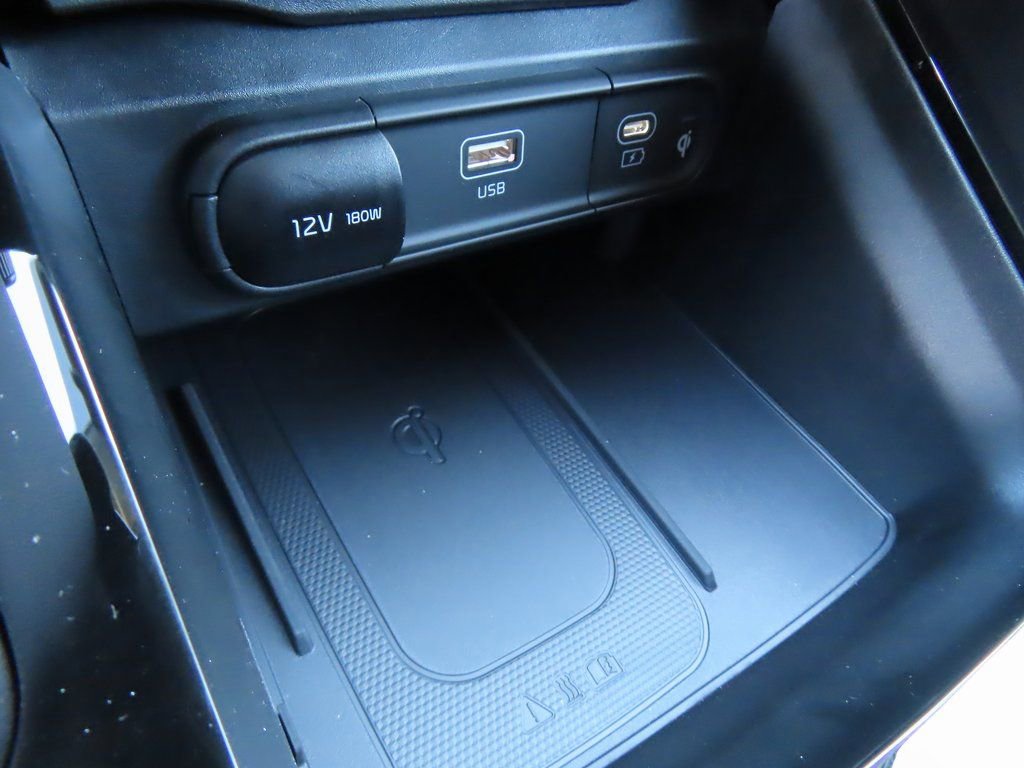 Certified 2025 Kia Telluride S AWD/4WD image 12