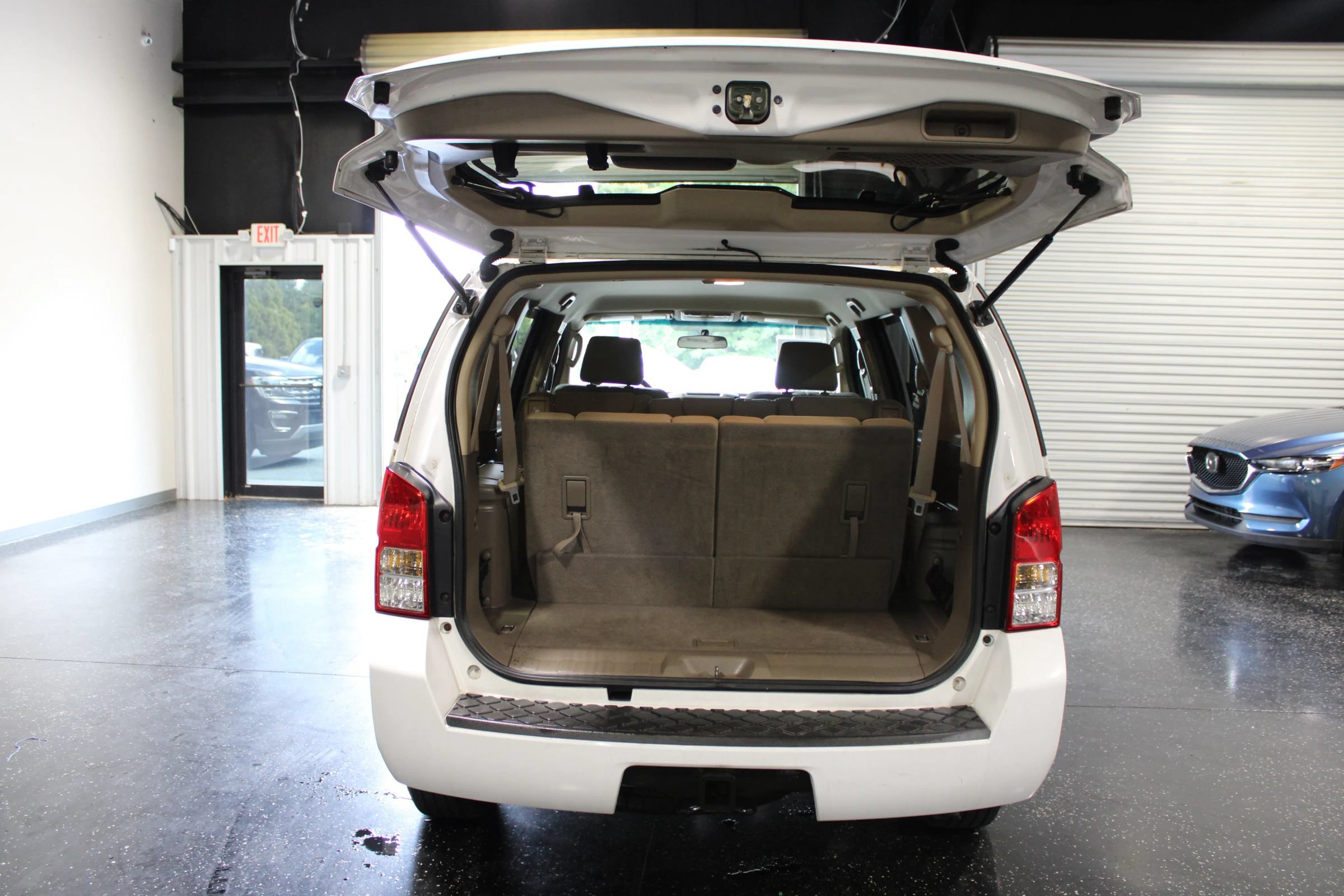 Used 2008 Nissan Pathfinder S RWD image 32