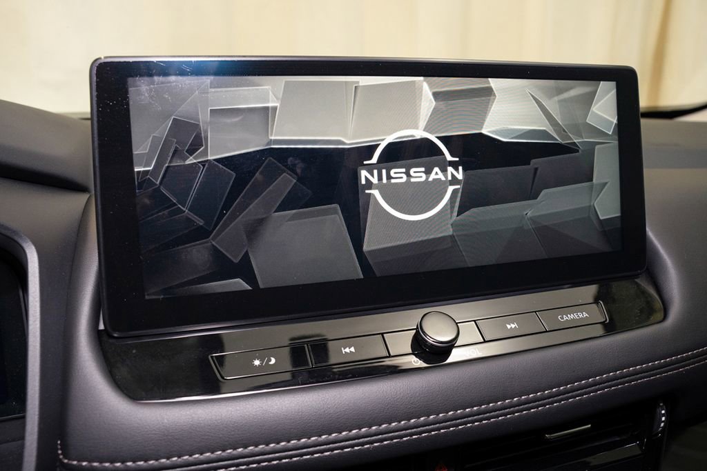 Certified 2025 Nissan Rogue SL image 13