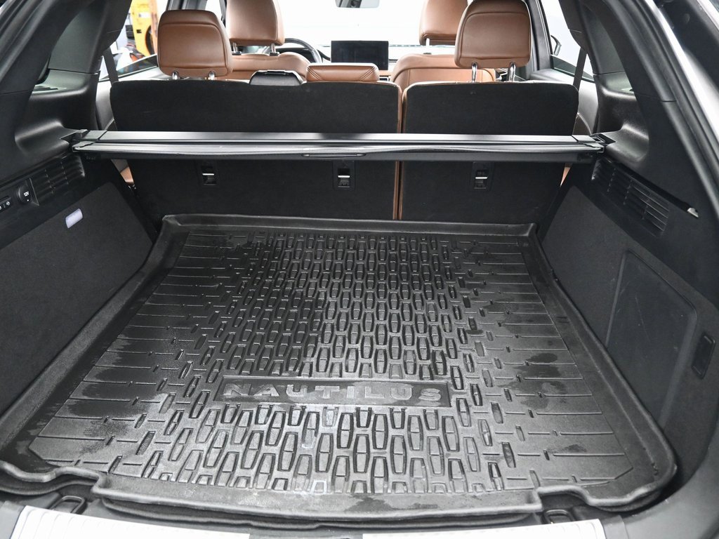 Used 2021 Lincoln Nautilus Reserve w/ Cargo Utility Package image 31