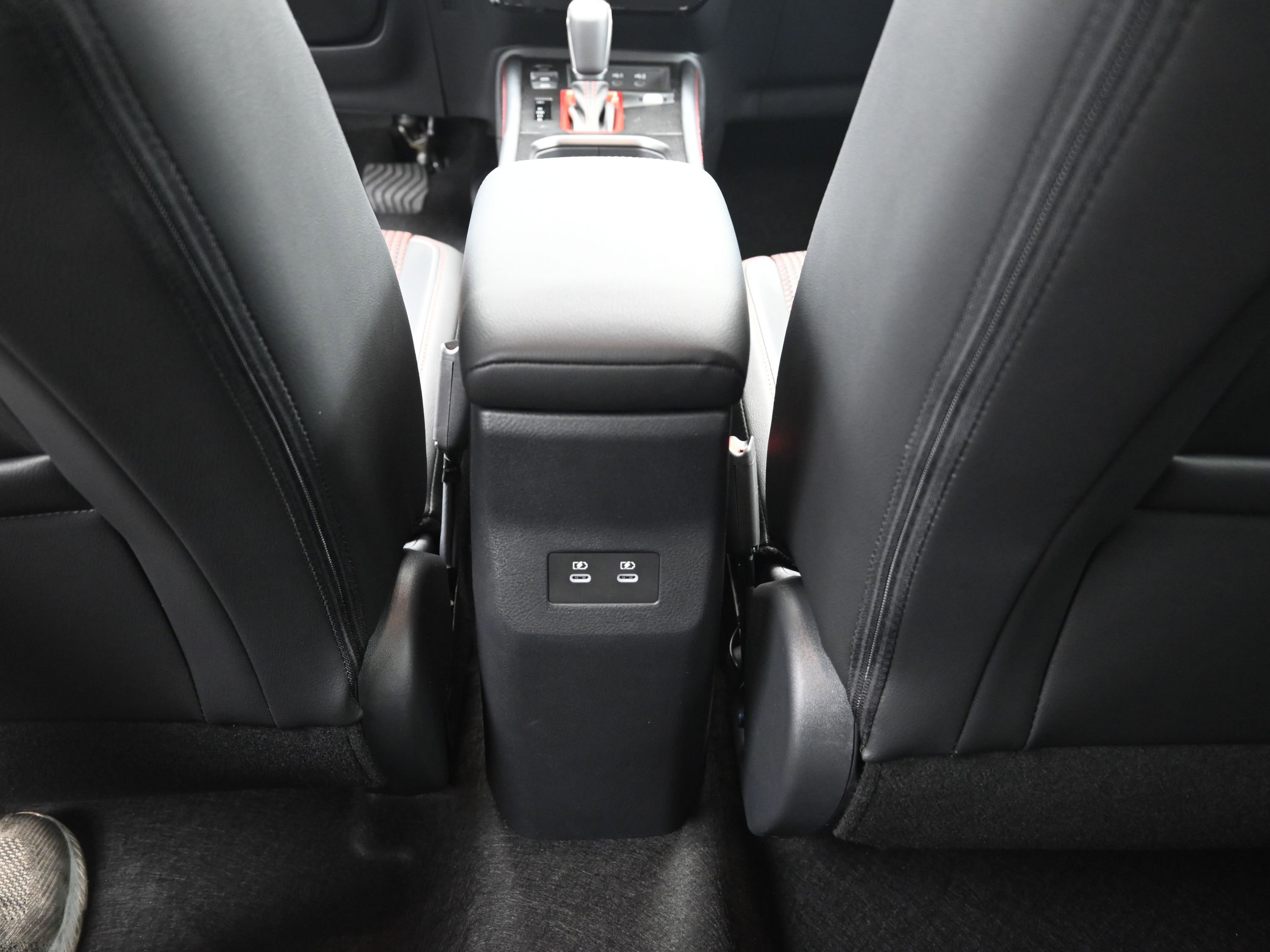 New 2025 Nissan Kicks SR image 19