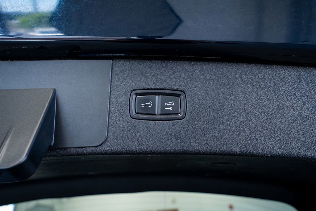 Used 2021 Porsche Cayenne AWD/4WD image 51