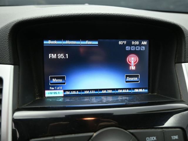 Used 2016 Chevrolet Cruze LT image 29