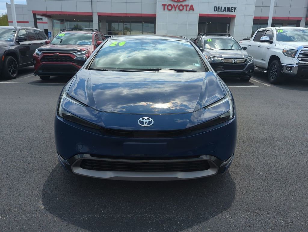 Used 2024 Toyota Prius Limited w/ Limited Premium Package AWD/4WD image 3
