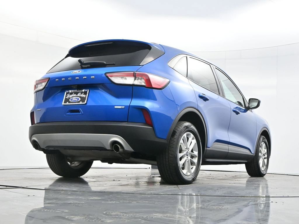 Used 2020 Ford Escape SE image 48