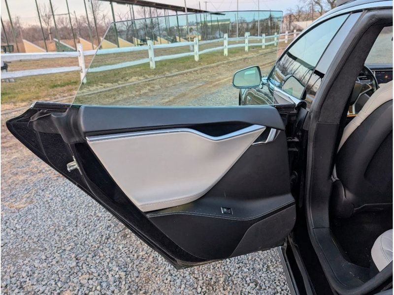 Used 2016 Tesla Model S P90D AWD/4WD image 9