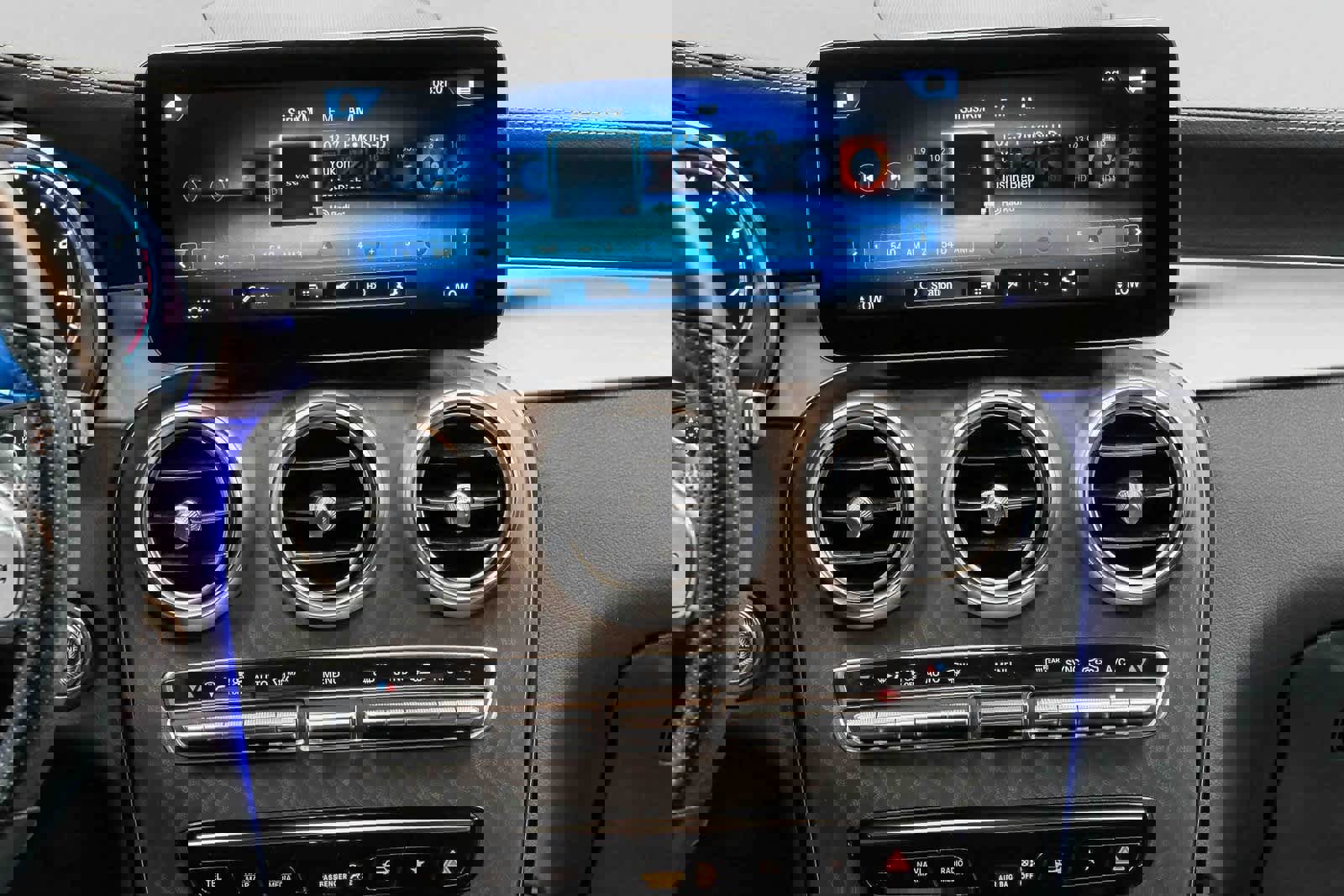 Certified 2023 Mercedes-Benz GLC 300 4MATIC Coupe image 13