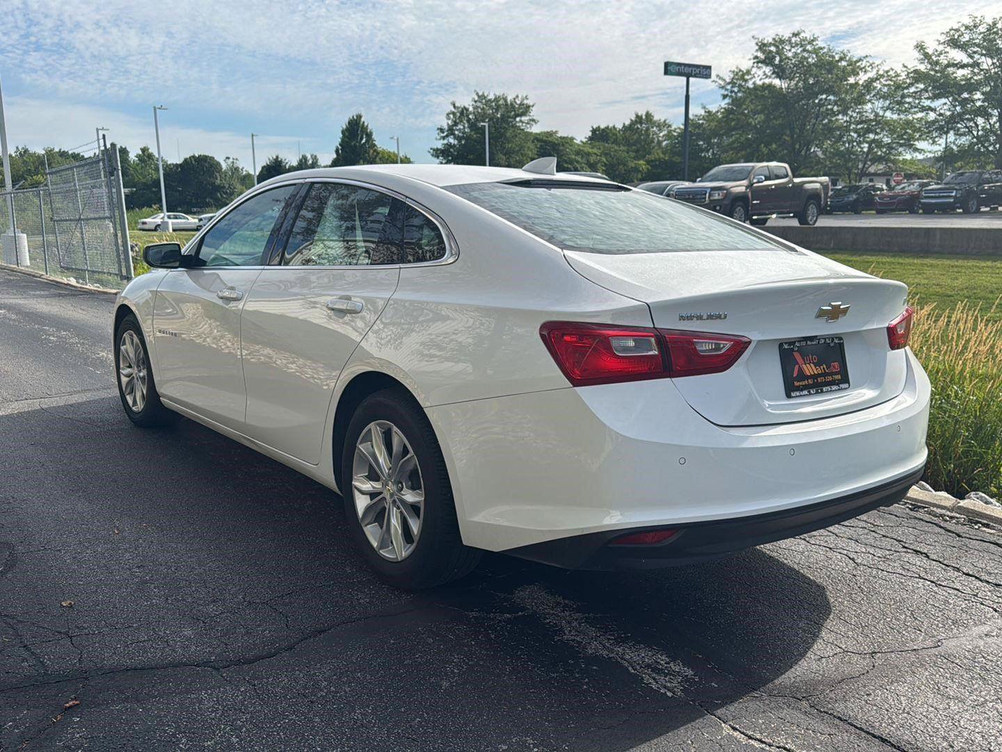 Used 2024 Chevrolet Malibu LT FWD image 5