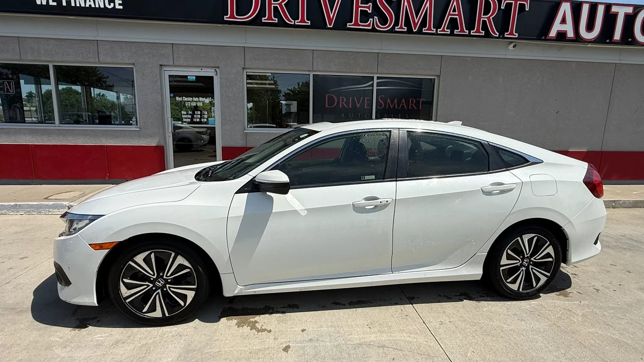 Used 2018 Honda Civic EX-L image 6