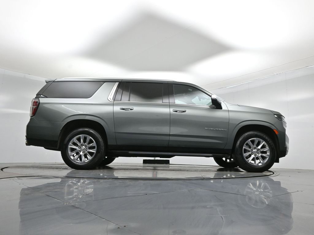 Used 2023 Chevrolet Suburban Premier image 48