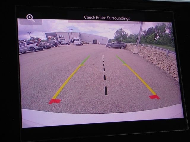 Used 2023 Jeep Grand Cherokee L Laredo AWD/4WD image 25