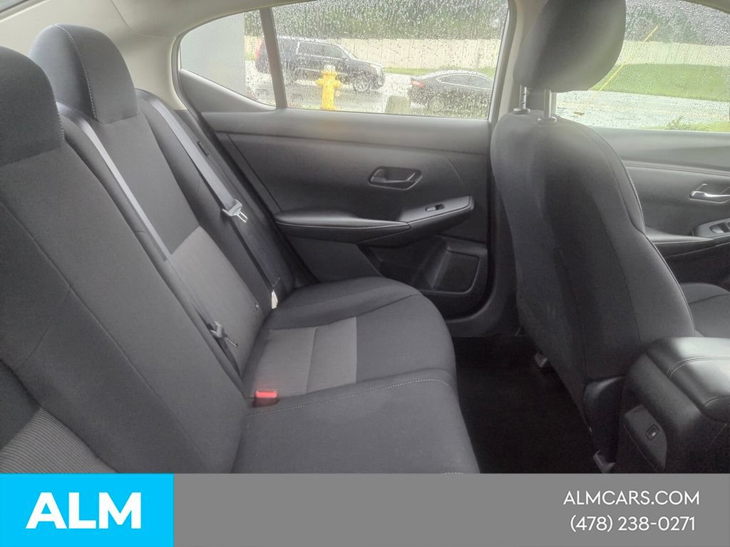 Used 2024 Nissan Sentra SV FWD image 17