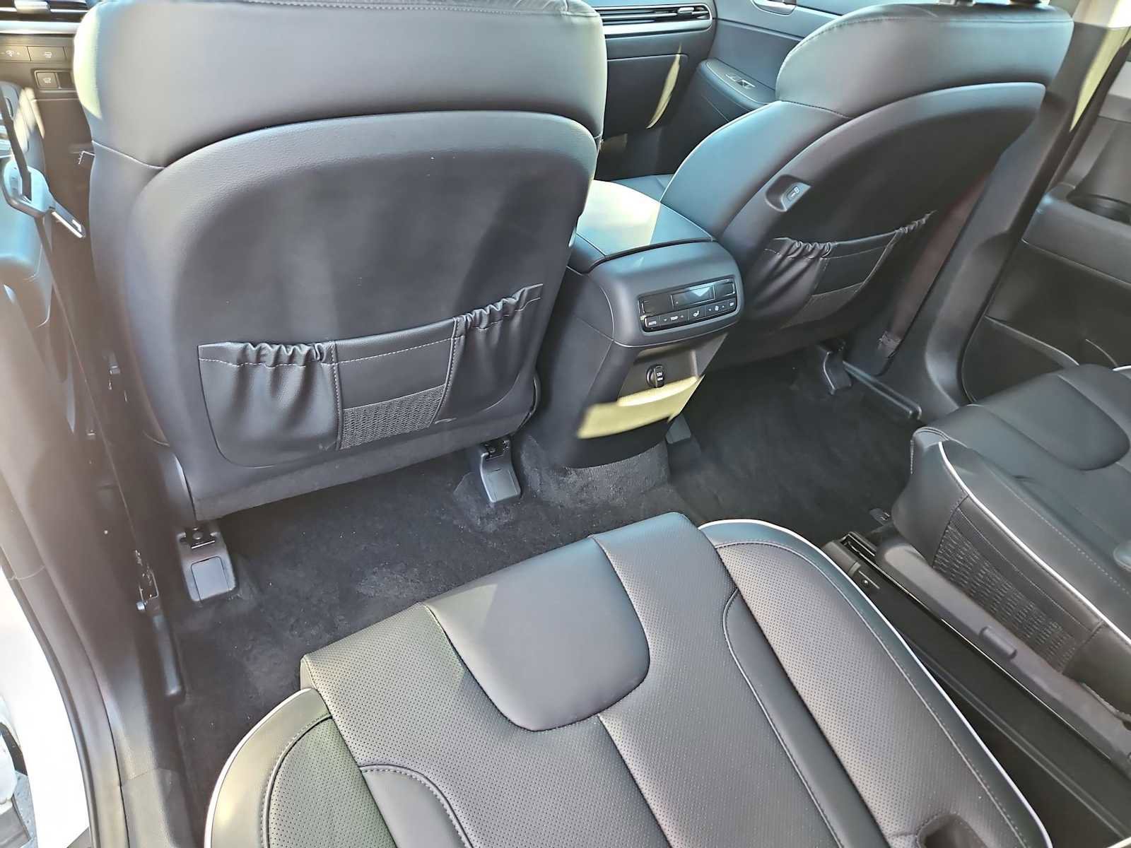 Used 2023 Hyundai Palisade SEL w/ Cargo Package image 18