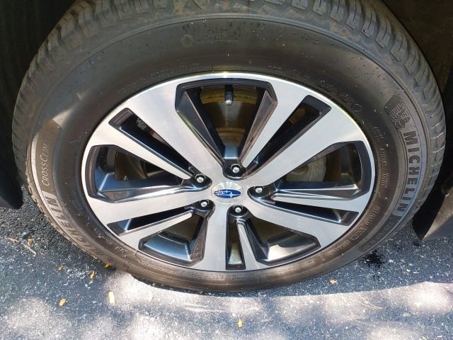 Used 2018 Subaru Outback 2.5i Limited AWD/4WD image 9