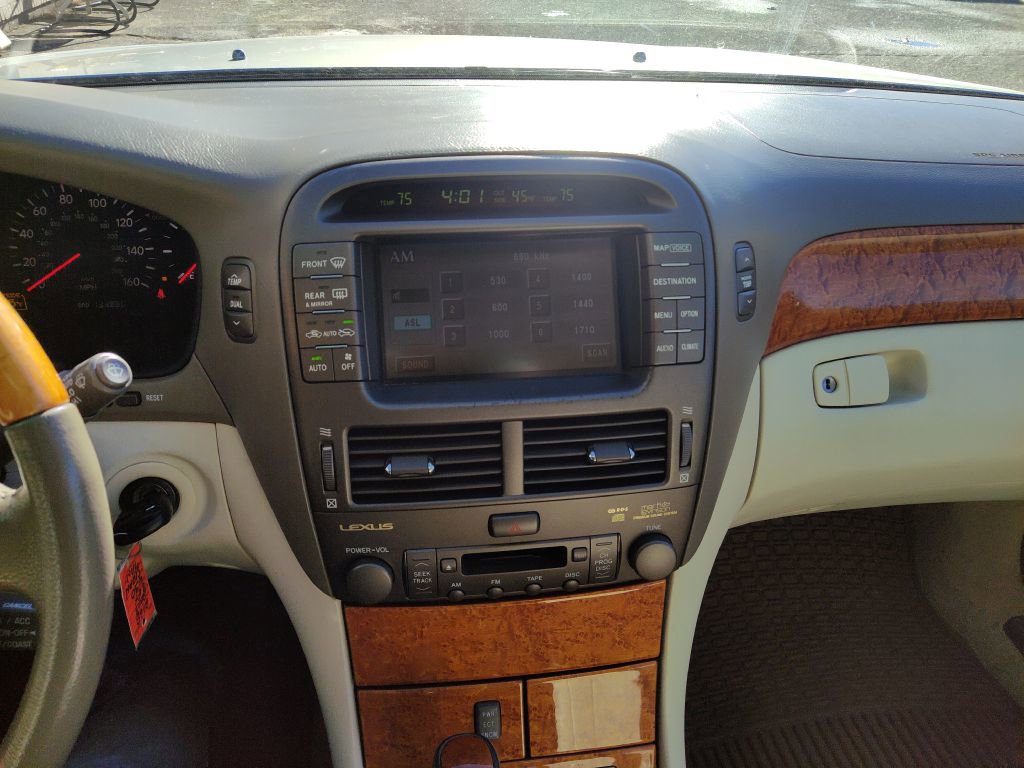 Used 2003 Lexus LS 430 RWD image 21