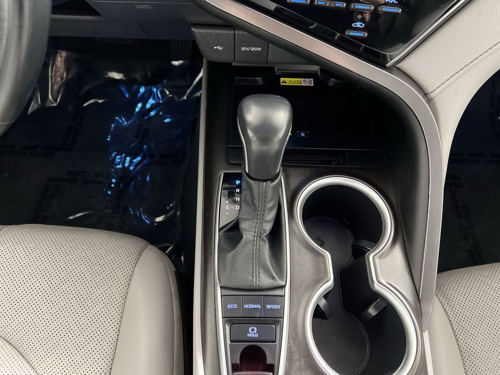 Used 2023 Toyota Camry XLE w/ Navigation Package image 22