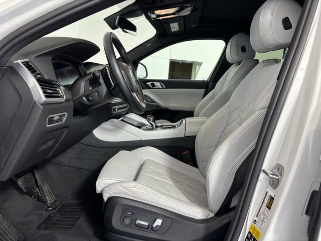Used 2023 BMW X6 xDrive40i w/ Premium Package image 11