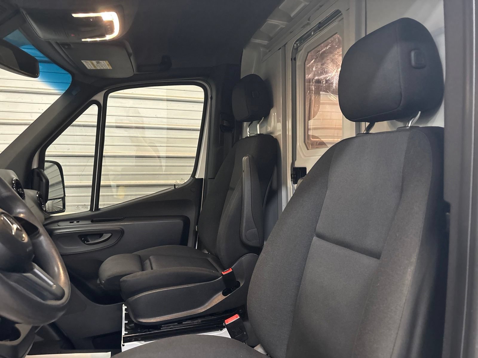 Used 2019 Mercedes-Benz Sprinter 4x4 144 image 11