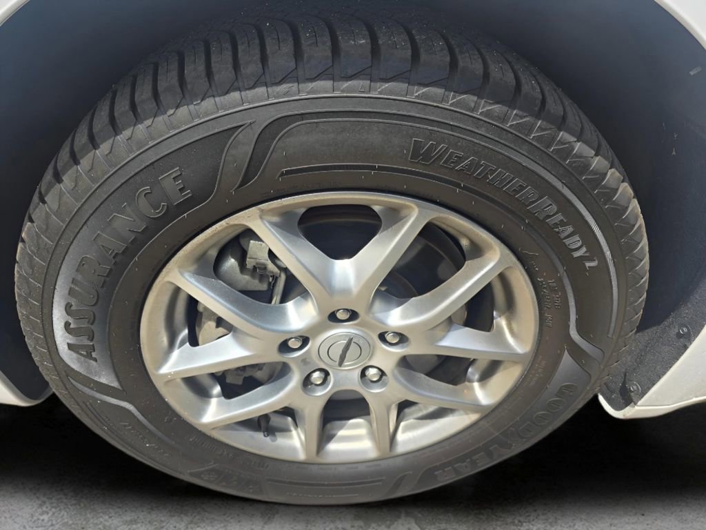 Used 2021 Chrysler Pacifica Touring FWD image 19