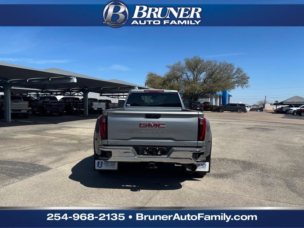 New 2026 GMC Sierra 3500 SLT w/ SLT Convenience Package image 6