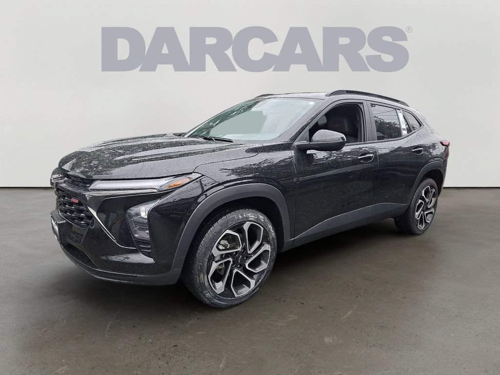 Used 2024 Chevrolet Trax RS w/ Driver Confidence Package FWD image 3