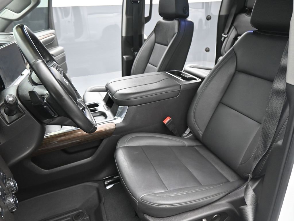 Used 2024 Chevrolet Silverado 1500 LT Trail Boss w/ Convenience Package II image 11