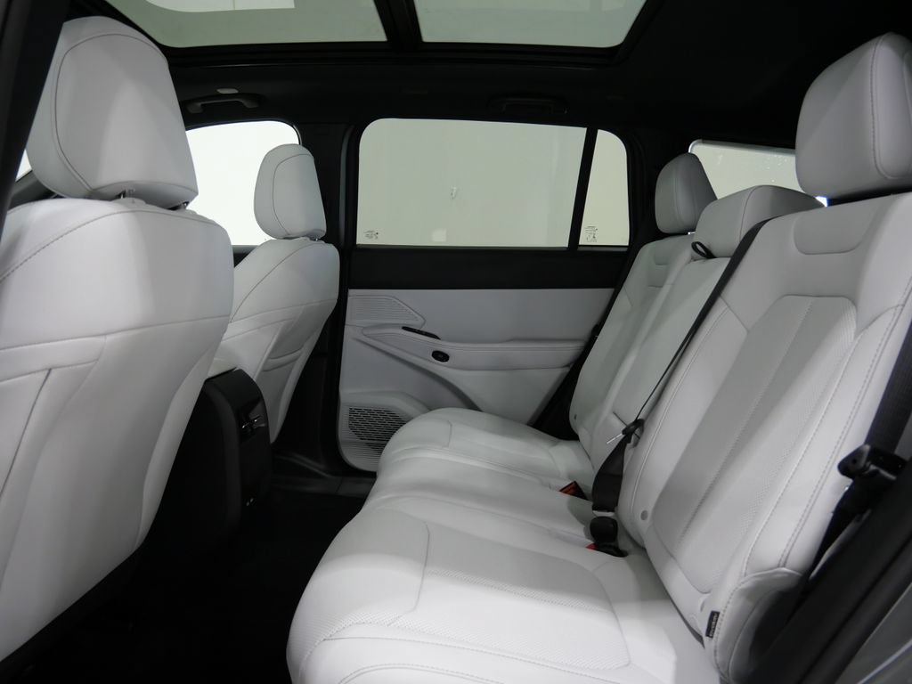 New 2026 Jeep Cherokee Limited AWD/4WD image 24