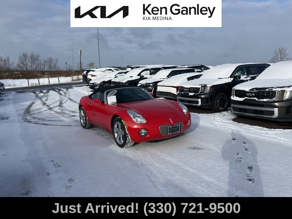 Used 2008 Pontiac Solstice Convertible w/ Preferred Package image 3