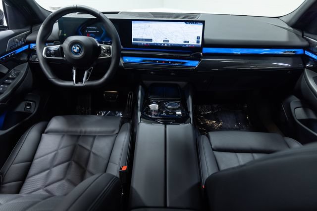 Used 2025 BMW i5 xDrive40 w/ M Sport Package AWD/4WD image 20
