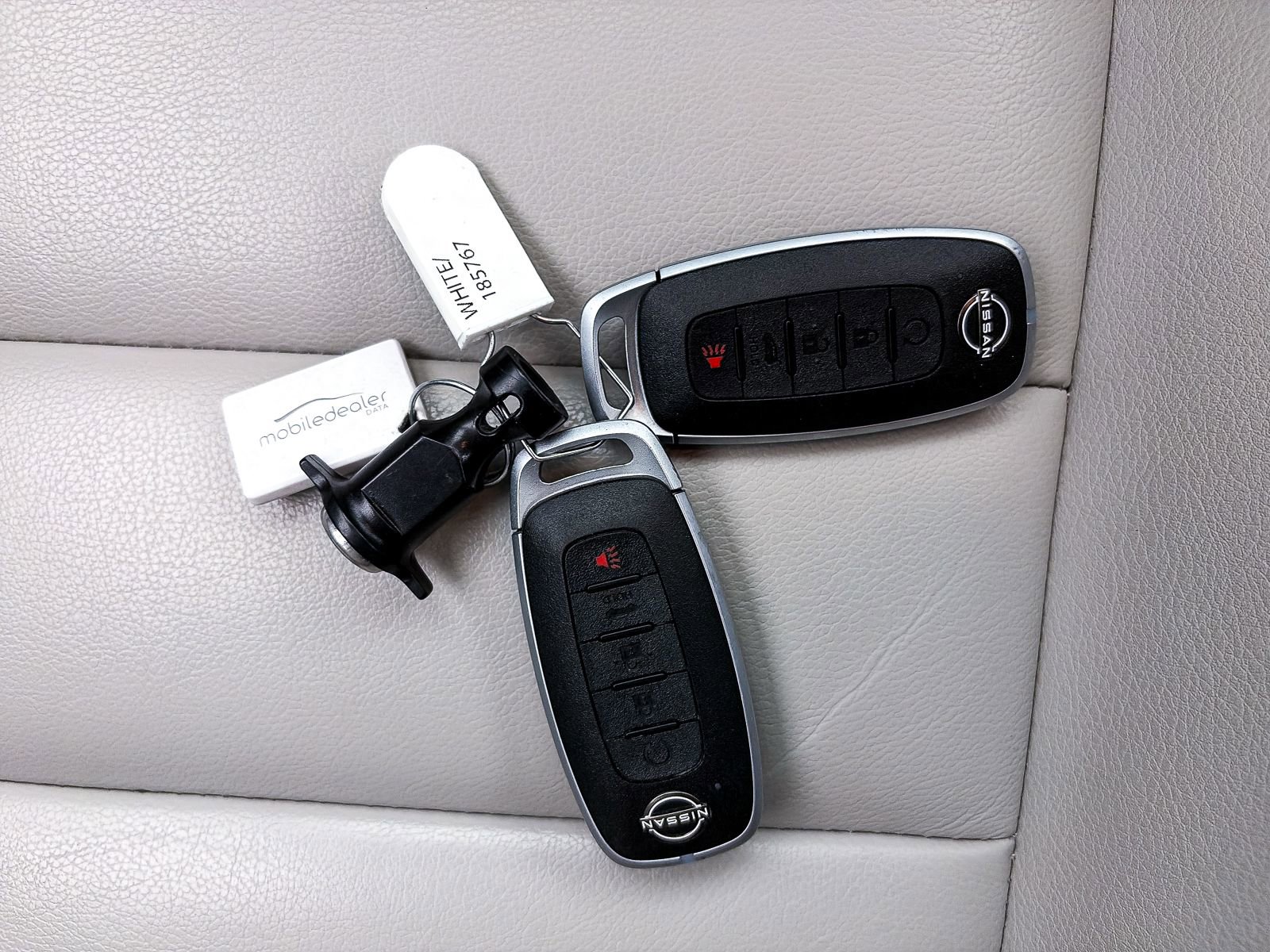 Used 2023 Nissan Rogue SL w/ SL Premium Package image 31