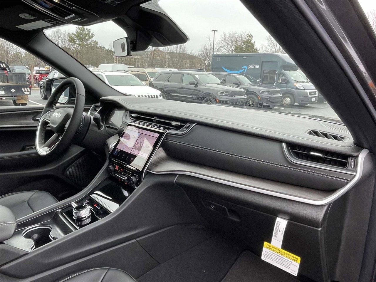 New 2025 Jeep Grand Cherokee L Limited image 15