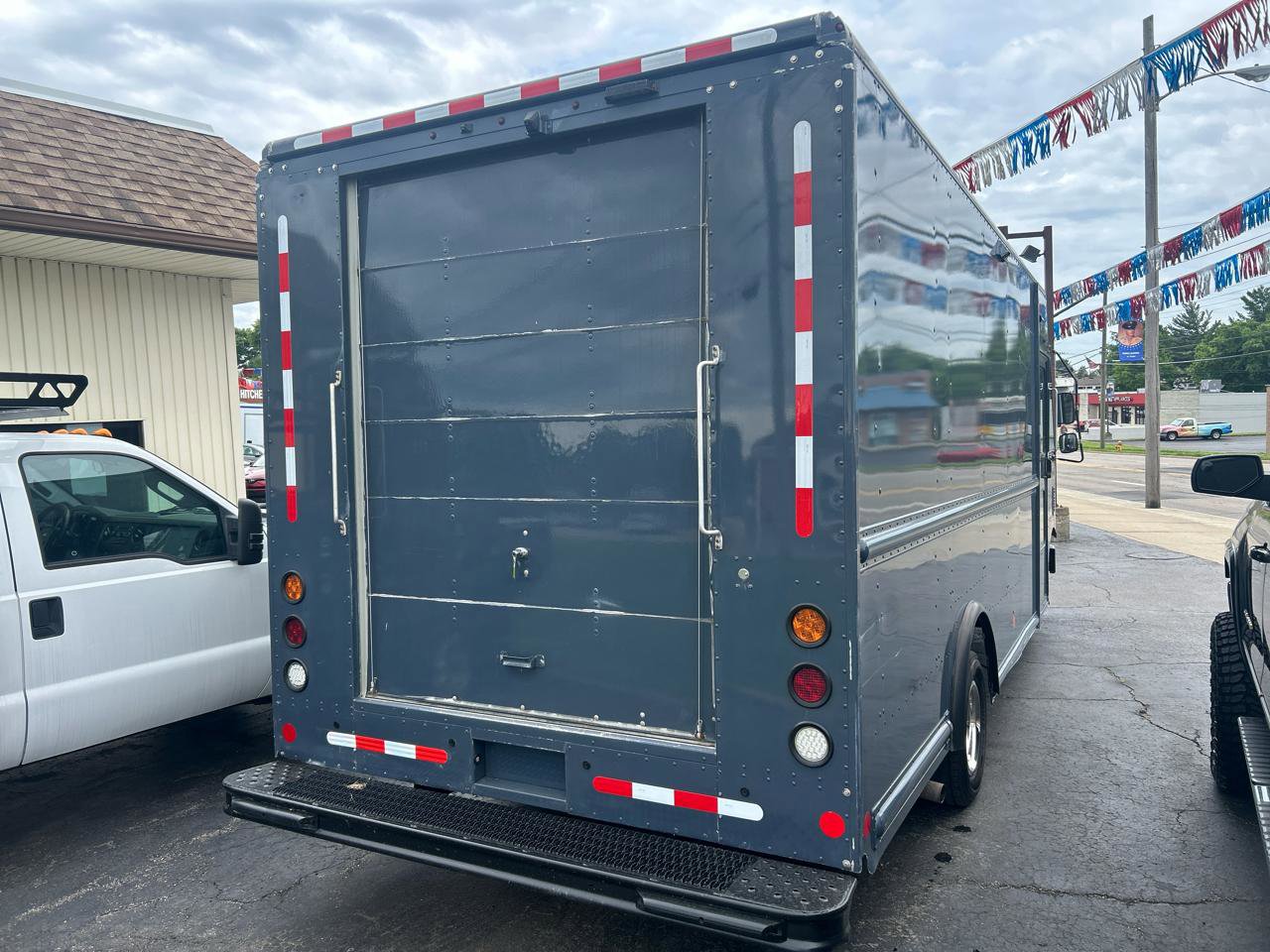 Used 2019 Ford E-450 and Econoline 450 Super Duty RWD image 6
