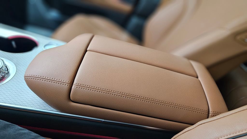 Used 2025 Genesis GV80 2.5T Prestige image 25