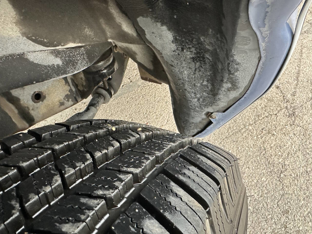 Used 1995 Ford E-350 and Econoline 350 XLT image 11