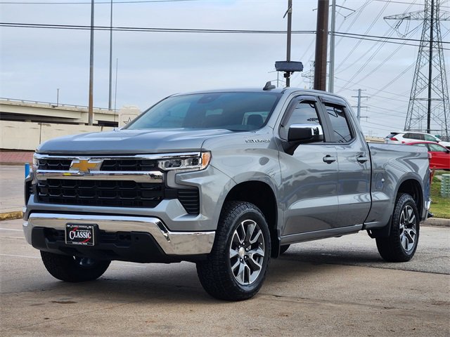 Used 2024 Chevrolet Silverado 1500 LT image 3